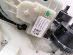 TESLA TESLA MODEL 3 LONG RANGE Supermanifold Assembly Refrigerant 1547595-98-E — thumbnail 6