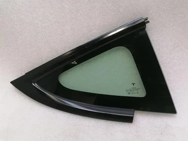 TESLA Tesla Model 3 Right Rear Quarter Glass 1514979-01-C Door Panel 1/4 Rear Right