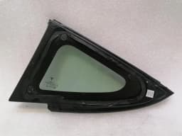 TESLA Tesla Model 3 Right Rear Quarter Glass 1514979-01-C Door Panel 1/4 Rear Right — thumbnail 4
