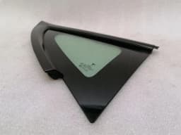 TESLA Tesla Model 3 Right Rear Quarter Glass 1514979-01-C Door Panel 1/4 Rear Right — thumbnail 3