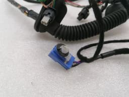TESLA Tesla Model 3 Driver Door Wiring 3067963-02-C Driver Door Wiring Harness — thumbnail 4