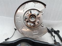 TESLA Tesla Model 3 Long Range RLH Hub 1044411-00-G Wheel Bearing Housing Rear Left — thumbnail 4