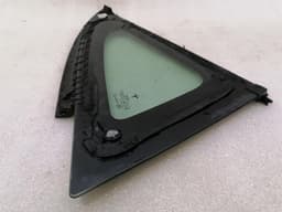 TESLA Tesla Model 3 Left Rear Quarter Glass 1514978-01-C Door Panel 1/4 Rear Left — thumbnail 6