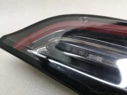 TESLA Tesla Model 3 Long Range Right Rear Light 1077404-00-G Tail Light Rear Right — thumbnail 4