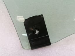 TESLA Tesla Model 3 Long Range RLH Door Glass 1077904-99-C Rear Left Door Glass — thumbnail 10