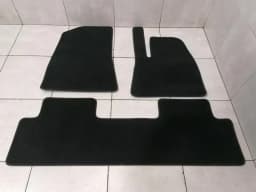 TESLA TESLA MODEL 3 LONG RANGE FLOOR MATS SET RIGHT HAND DRIVE RHD — thumbnail 1