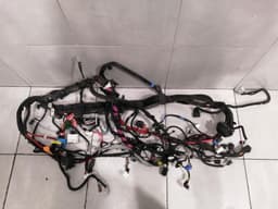 TESLA TESLA MODEL 3 LONG RANGE FRONT END WIRING LOOM 2567964-07-B RIGHT HAND DRIVE RHD — thumbnail 9