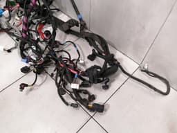 TESLA TESLA MODEL 3 LONG RANGE FRONT END WIRING LOOM 2567964-07-B RIGHT HAND DRIVE RHD — thumbnail 10
