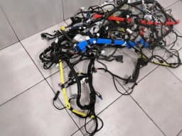 TESLA TESLA MODEL 3 LONG RANGE Main Body Wiring Loom 3067955-02-C RIGHT HAND DRIVE RHD . — thumbnail 2