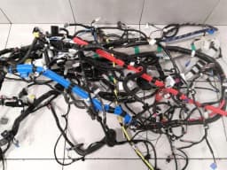 TESLA TESLA MODEL 3 LONG RANGE Main Body Wiring Loom 3067955-02-C RIGHT HAND DRIVE RHD . — thumbnail 4