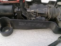 TESLA Tesla Model X 75D Bonnet Actuator 1057991-00-D Bonnet Actuator — thumbnail 4