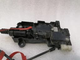 TESLA Tesla Model X 75D Bonnet Actuator 1057991-00-D Bonnet Actuator — thumbnail 3