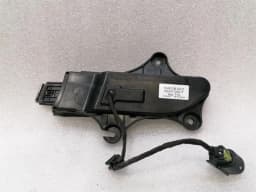 TESLA Tesla Model X 75D Rear Right Door Handle 1045158-00-D Rear Right Door Handle — thumbnail 7