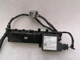 TESLA Tesla Model 3 Long Range Rear Bumper BCM Module 1097855-90-F ECU — thumbnail 2