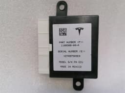 TESLA TESLA MODEL X 75D PDC module 1100308-00-A Steuergerät Park Assist — thumbnail 5