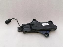 TESLA Tesla Model X 75D door handle rear left 1045157-00-D door handle rear left — thumbnail 5