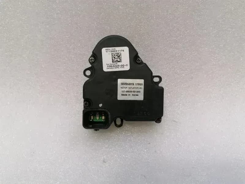 TESLA MODEL X 75D CCOOLING PUMP ACTUATOR 1064225-00-C Coolant Unit