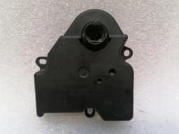 TESLA TESLA MODEL X 75D CCOOLING PUMP ACTUATOR 1064225-00-C Coolant Unit — thumbnail 6