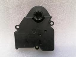 TESLA Tesla Model X 75D Cooling Pump Actuator 6007370-00-B Coolant System — thumbnail 6
