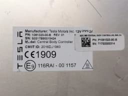 TESLA Tesla Model X 75D Central Body Module 1081023-90-B Control Unit Central Station — thumbnail 5