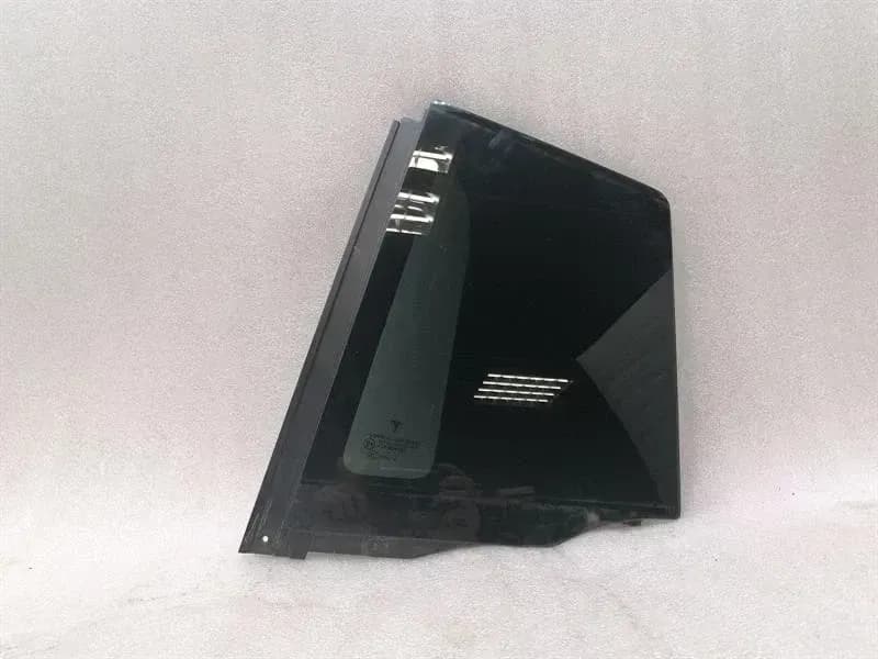 TESLA Tesla Model X 75D Left Rear Quarter Glass 1055275-00-G Door Panel 1/4 Rear Left