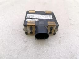 TESLA Tesla Model X 75D Autopilot Module 1057551-00-B Control Unit Distronic Radar — thumbnail 2