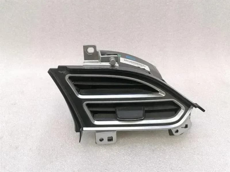 TESLA TESLA MODEL X 75D Right Air vent 1023244-00-C RHD RIGHT HAND DRIVE