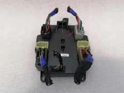 TESLA Tesla Model X 75D Falcon Door Control Module 1062056-10-B Door Module Gullwing — thumbnail 1