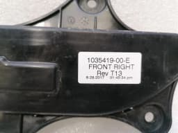 TESLA Tesla Model X 75D door handle front right 1035419-00-E door handle front right — thumbnail 8