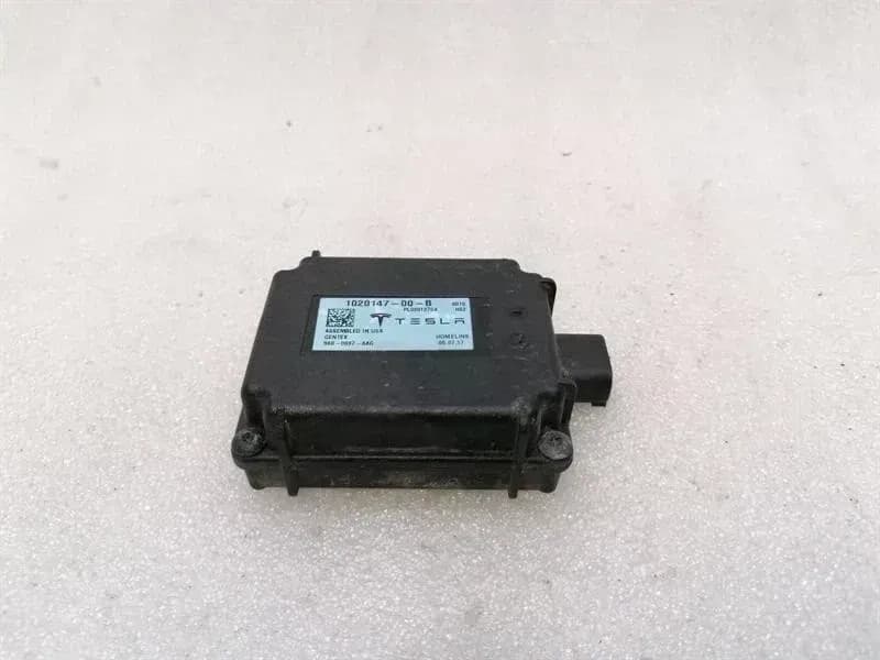 TESLA Tesla Model X 75D Homelink Module 1020147-00-B ECU