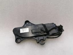 TESLA Tesla Model X 75D door handle front left 1035418-00-E door handle front left — thumbnail 4