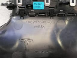 TESLA Tesla Model X 75D Air Vent Left B Post 1035974-00-D Vent Vent Grille — thumbnail 5