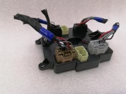 TESLA Tesla Model X 75D Falcon Door Control Module 1062056-10-B Door Module Gullwing — thumbnail 7
