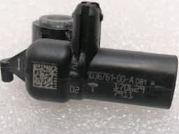 TESLA Tesla Model X 75D Crash Sensor 1036761-00-A Impact Sensor SRS — thumbnail 8