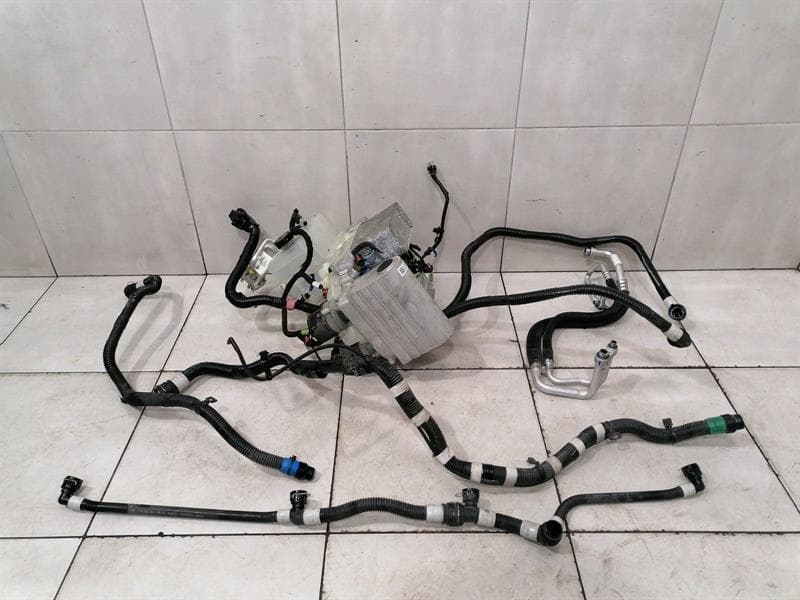 TESLA TESLA MODEL 3 LONG RANGE 1547595-98-E SUPERMANIFOLD ASSEMBLY