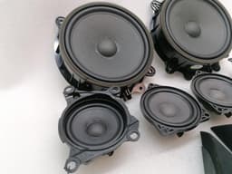 TESLA Tesla Model 3 Long Range Speaker Set 1079742-00-A Speaker Set — thumbnail 9