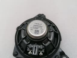 TESLA Tesla Model 3 Long Range Speaker Set 1079742-00-A Speaker Set — thumbnail 10