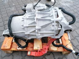 TESLA TESLA MODEL 3 LONG RANGE REAR ENGINE 1120960-10-G REAR ENGINE — thumbnail 7