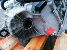 TESLA TESLA MODEL 3 LONG RANGE ENGINE FRONT 1120990-00-G MOTOR FRONT — thumbnail 7
