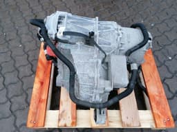 TESLA TESLA MODEL 3 LONG RANGE REAR ENGINE 1120960-10-G REAR ENGINE — thumbnail 1