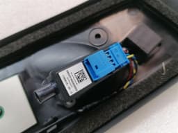 TESLA Tesla Model 3 Long Range Right B Post Camera 1100437-00-E Right B Pillar Camera — thumbnail 6