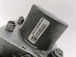 TESLA TESLA MODEL 3 LONG RANGE A.B.S Pump 1044745-00-B ABS Pump HYDRAULIC BLOCK — thumbnail 3