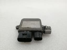 TESLA Tesla Model S 100D electronic module 6008953-00-D controller cooling fan relay — thumbnail 4