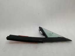 TESLA Tesla Model S 100D Right Front 1/4 Glass 1821301-00-A Door Panel 1/4 Front Right — thumbnail 9
