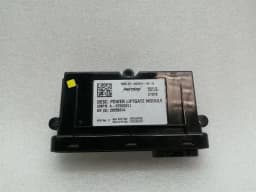 TESLA TESLA MODEL S 100D Electronic module 1007511-00-A ECU BOAT LID TAILGATE — thumbnail 1