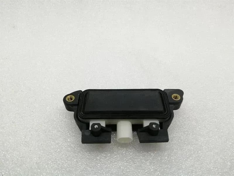 Tesla Model S Liftgate Release Handle Switch 1693785-00-A Tailgate Switch