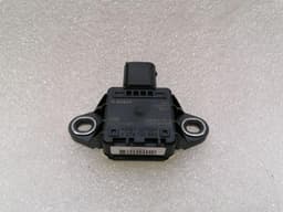 TESLA Tesla Model S 100D Sensor 6006369-00-A YAW RATE — thumbnail 1