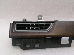 TESLA Tesla Model S 100D Air Vent Set 1045863-09-A RIGHT HANDLE RHD — thumbnail 3