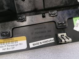 TESLA Tesla Model S 100D Air Vent Set 1045863-09-A RIGHT HANDLE RHD — thumbnail 10