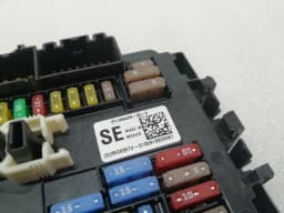 TESLA Tesla Model S 100D Fuse Box 1094409-00-E Fuse Box — thumbnail 2
